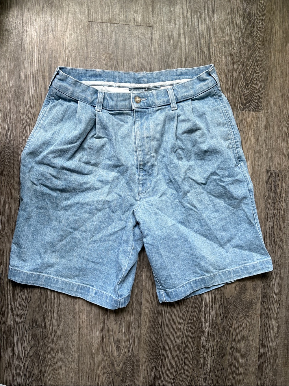 Vintage Light Blue Relaxed Denim Shorts | Fall